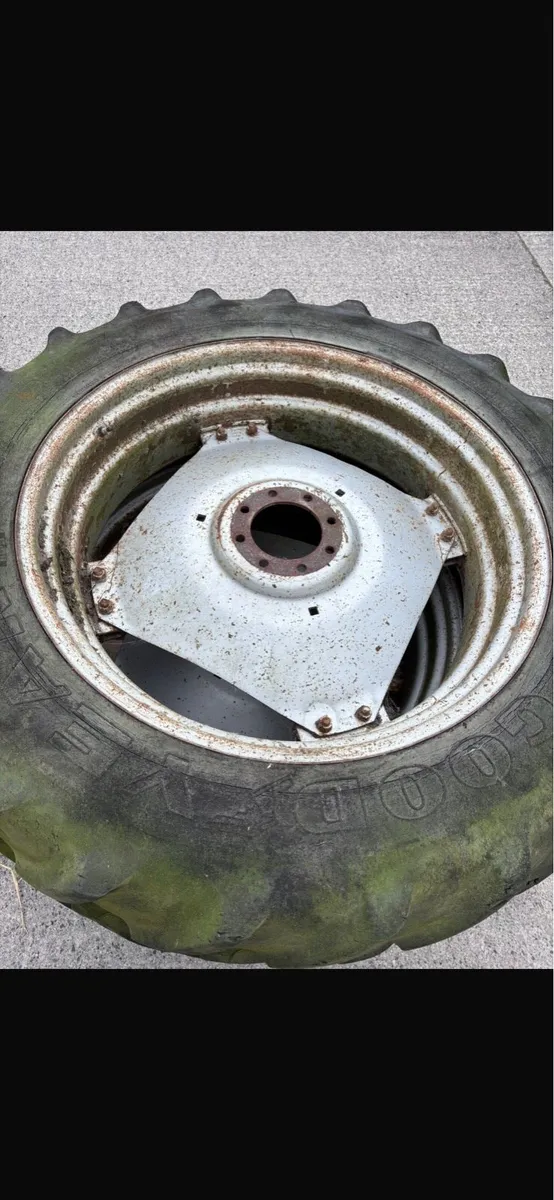 Tractor wheels & tyres - Image 3