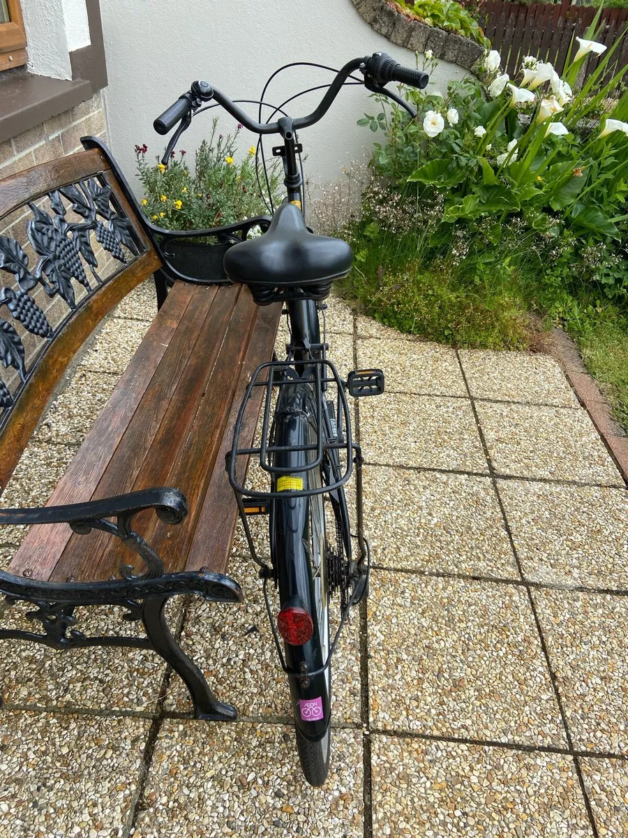 Lady’s. Bicycle - Image 3