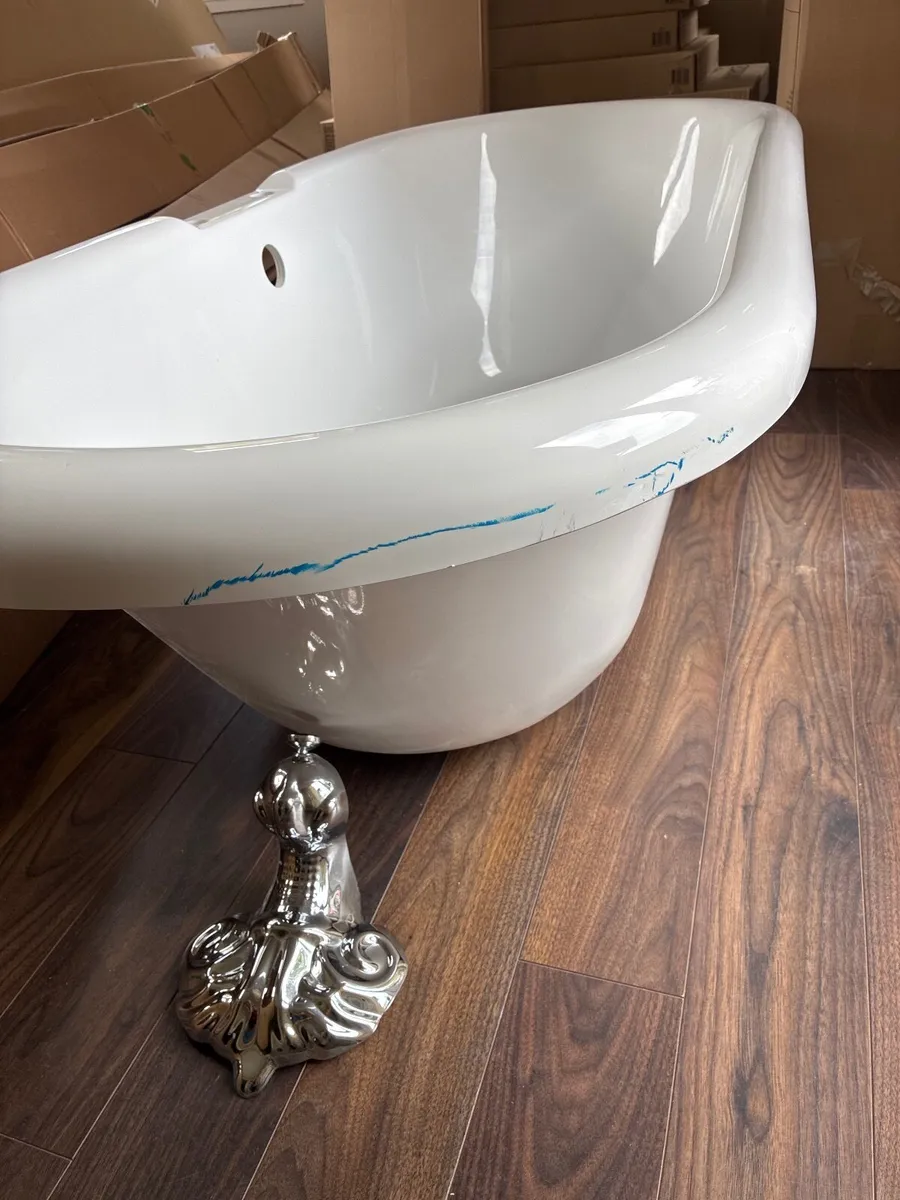 Free standing bath - Image 4