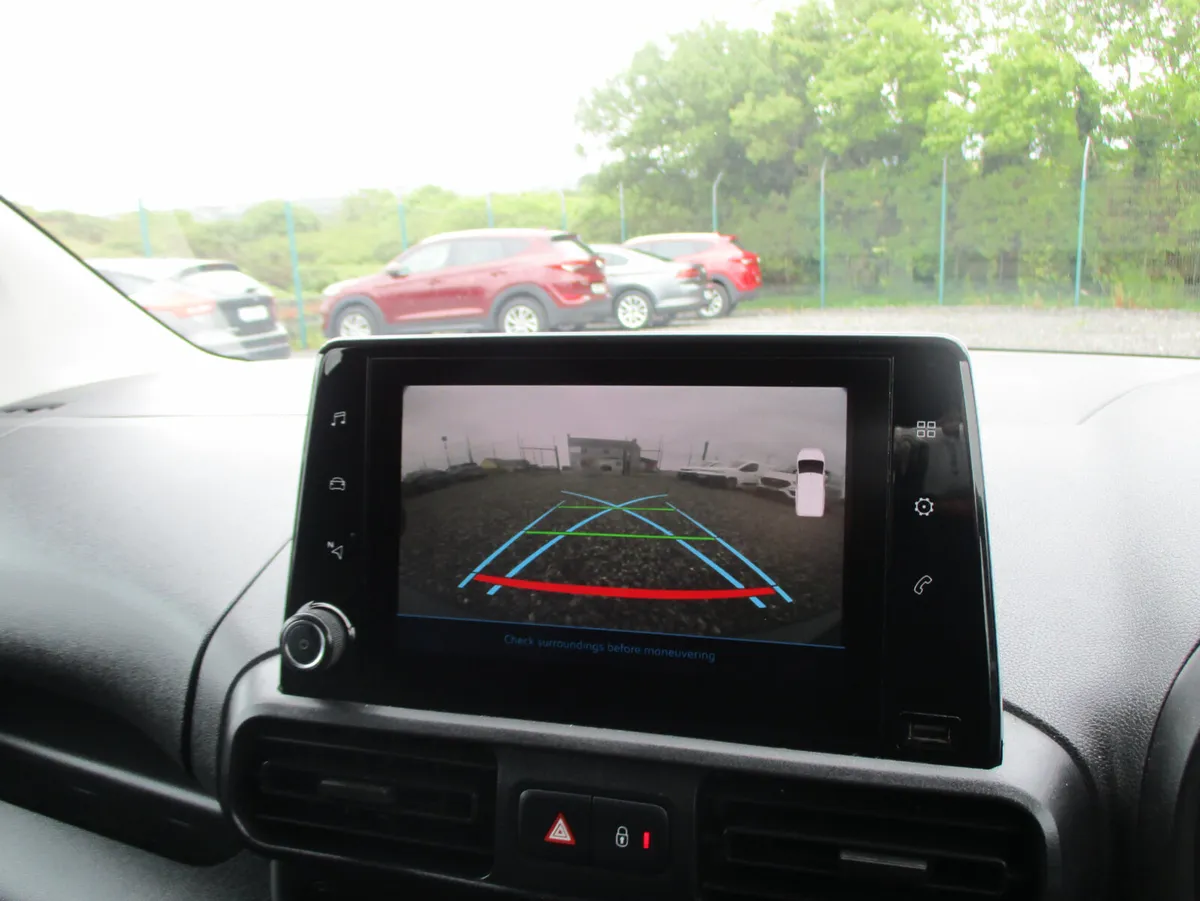 Citroen Berlingo 2021 ENTERPRISE 3 SEATER 100 BHP - Image 3