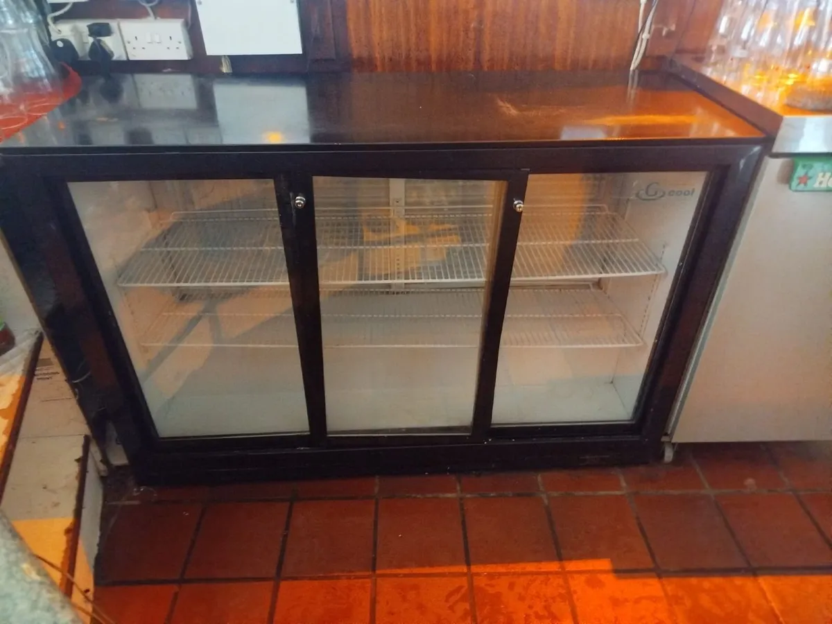 Salad  bar/ 4door undercounter / bar & wine fridge - Image 4