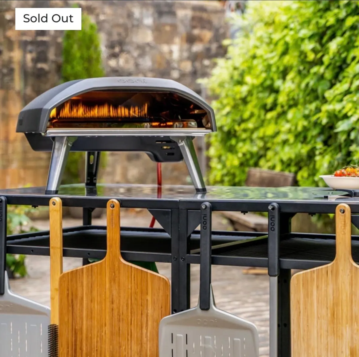 Out door pizza table - Image 1