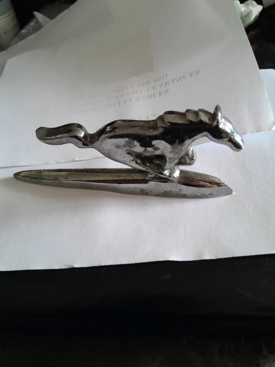 Old chrome car mascot - Image 1