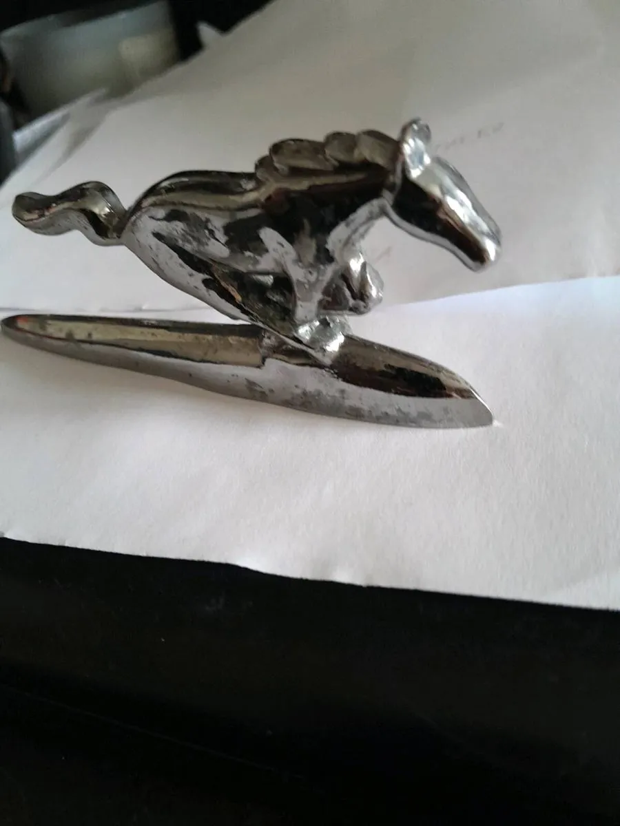 Old chrome car mascot - Image 3