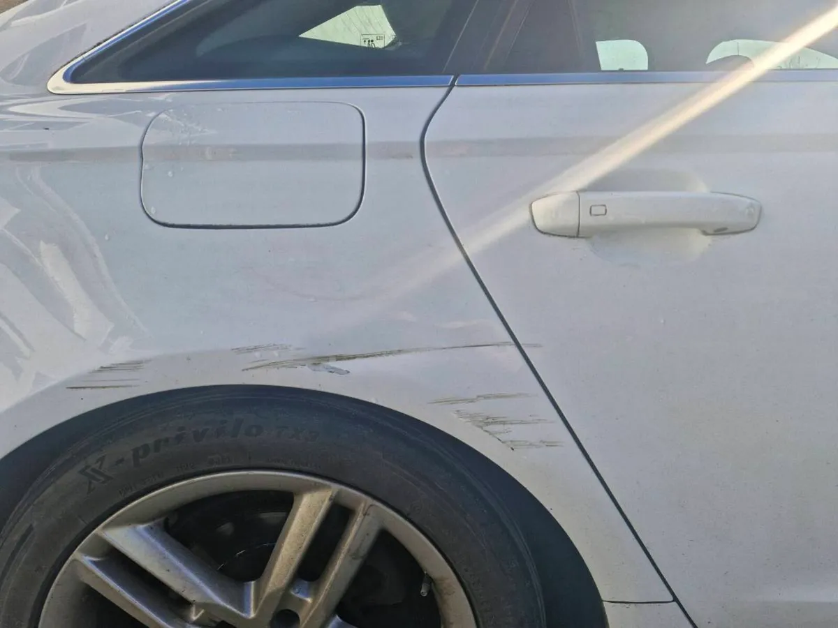 Audi A6 2012 - Image 2