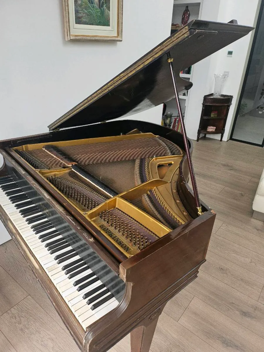 Piano - Image 1