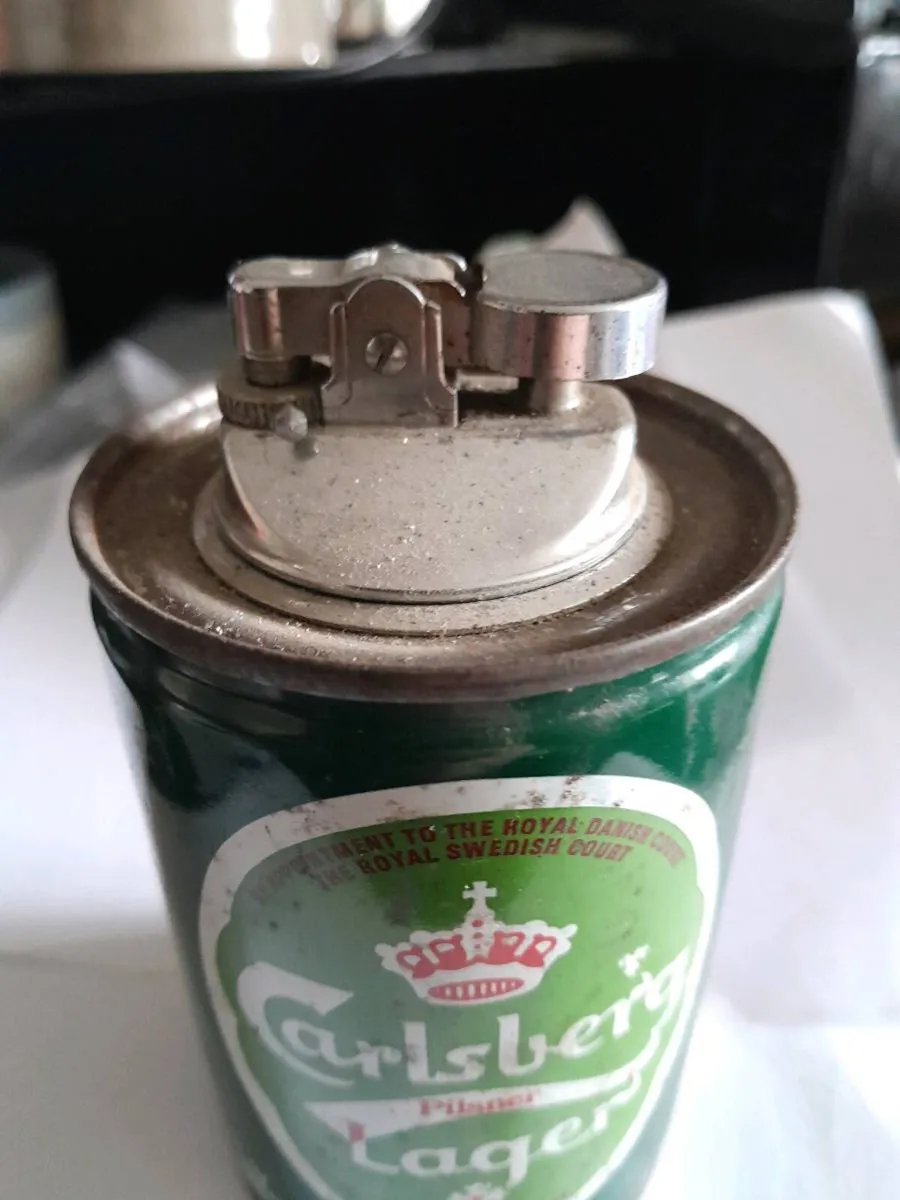 Carlsberg table lighter - Image 3