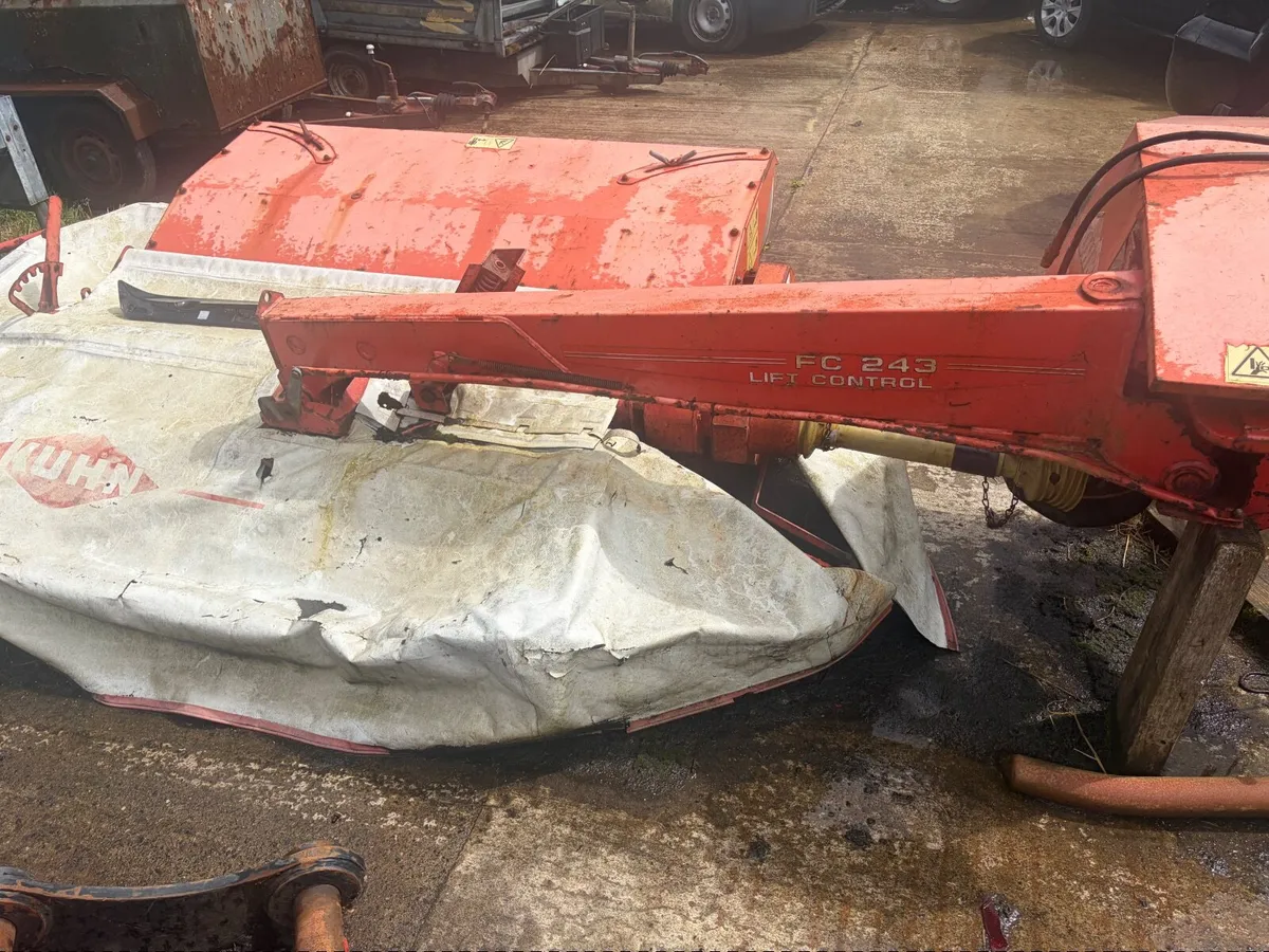Kuhn fc243 8’mower - Image 3