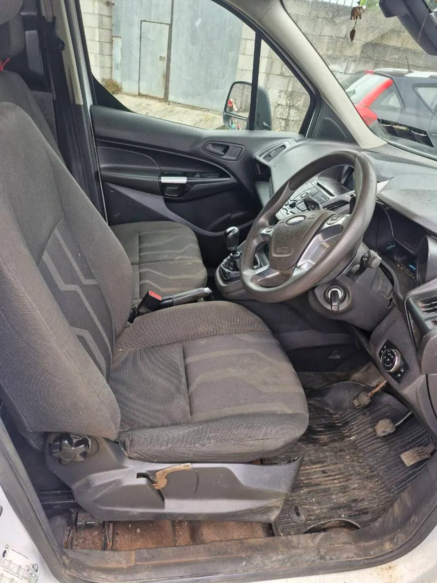 Ford Transit Connect - Image 3
