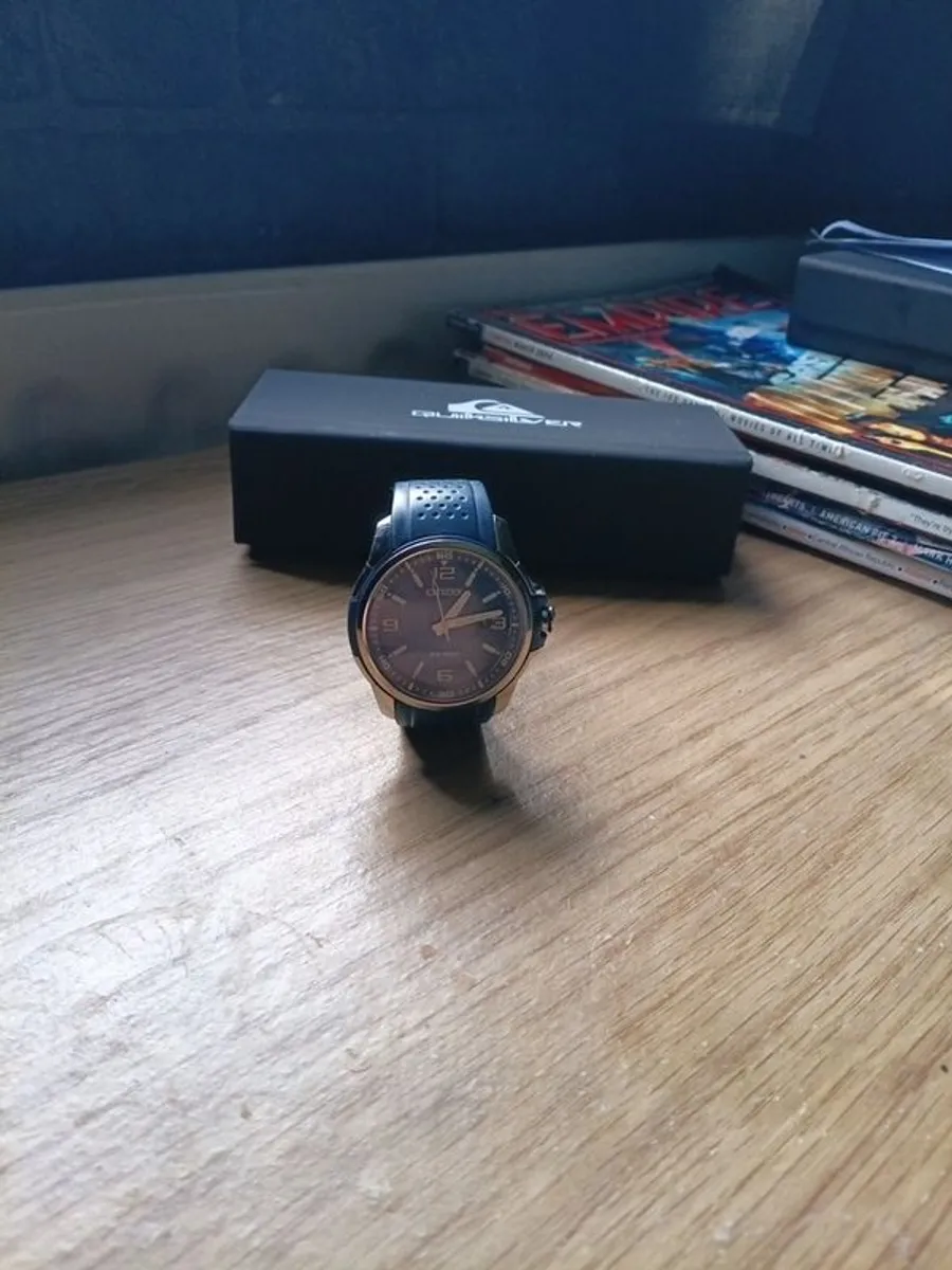 Beutiful watch almost never used - Image 1