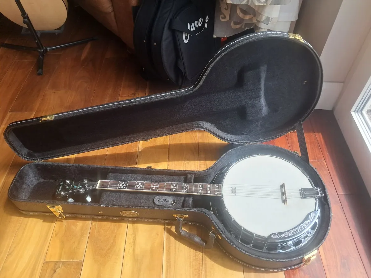 Banjo 4 string Tennessee & case - Image 2