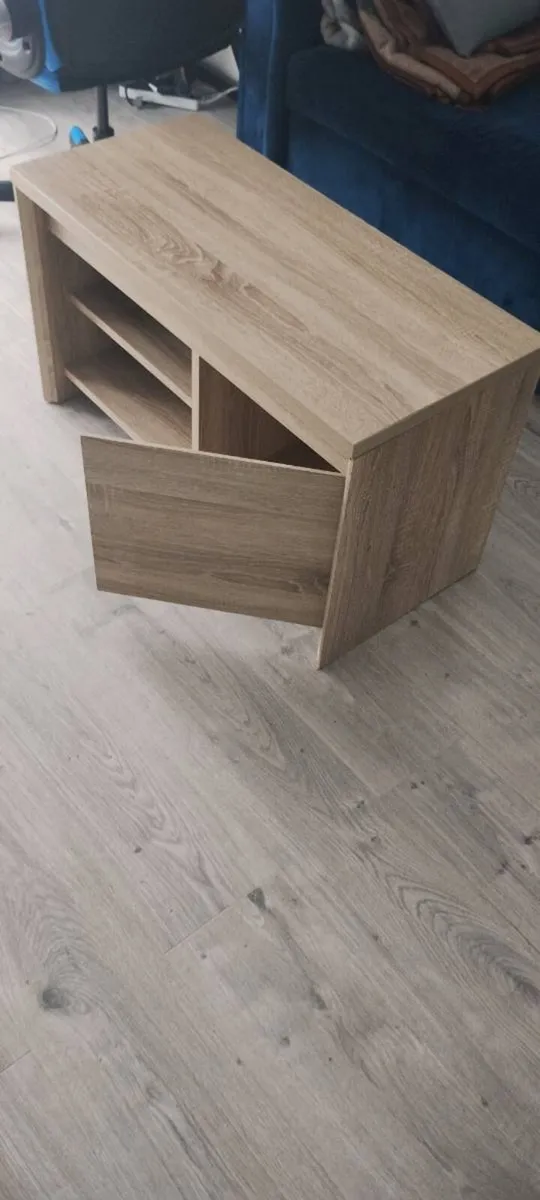 Tv stand - Image 2