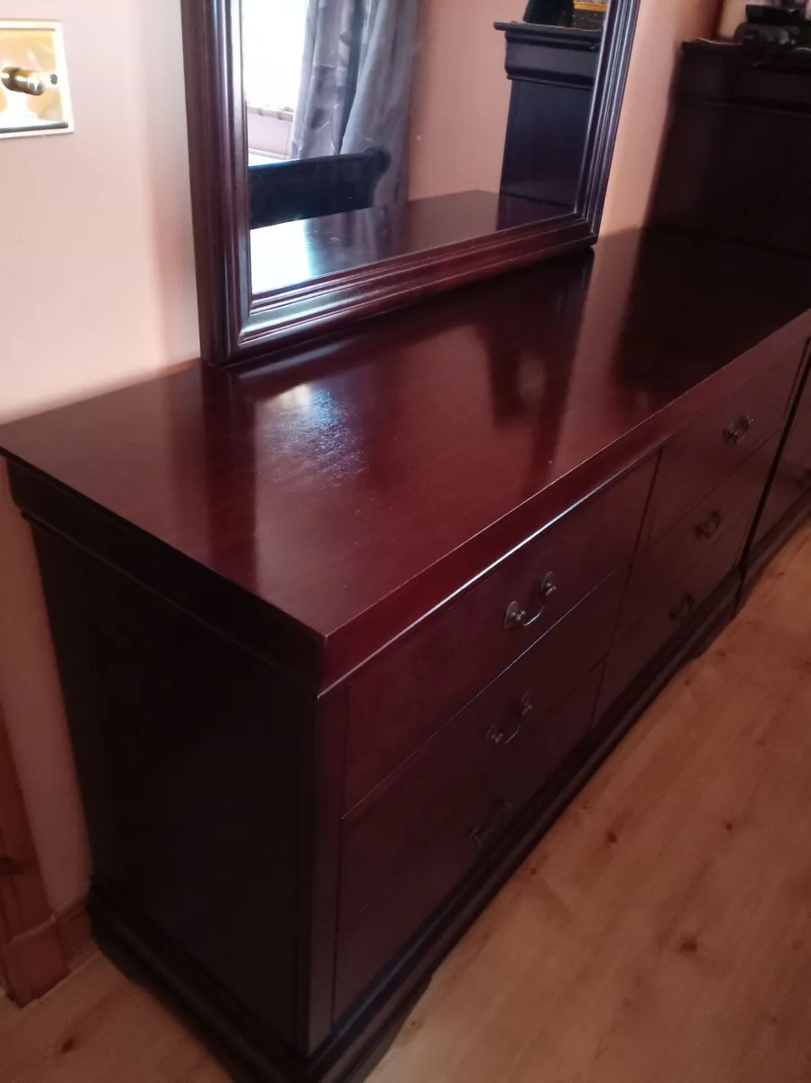 Complete bedroom set - Image 4