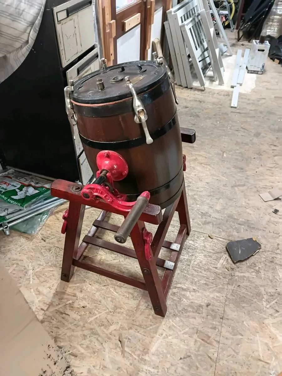 Butter barrel. - Image 1
