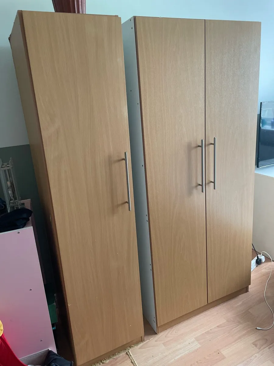 Wardrobe sold - Image 2