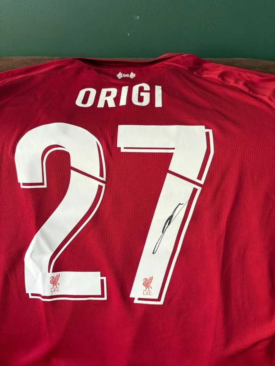 Origi signed Liverpool jersey - Image 2