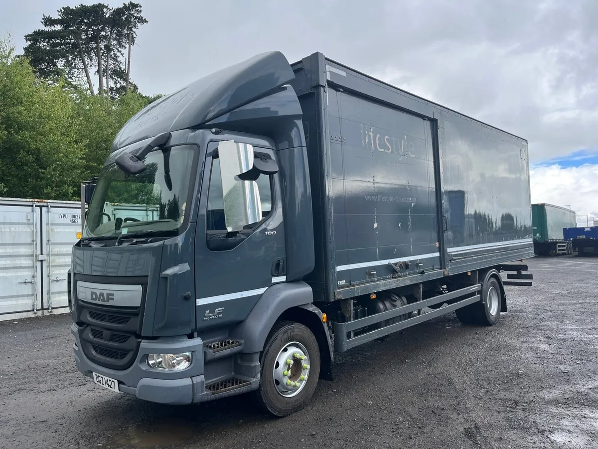 2017 Daf LF 180 14 Tonne Box Van Lorry - Image 2