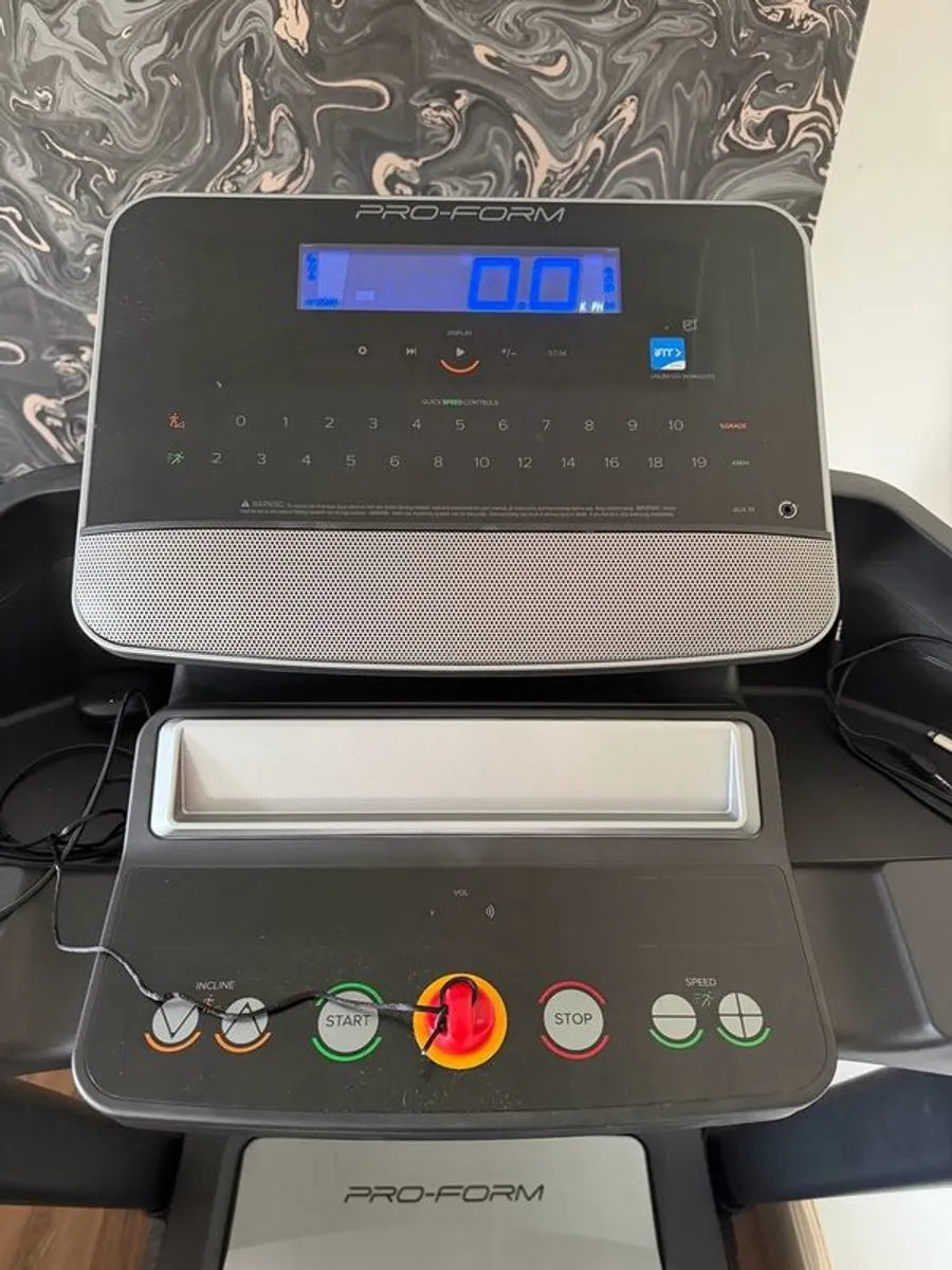 Proform Trainer 9.0 Treadmill - Image 3