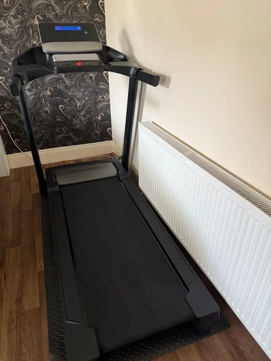 Proform Trainer 9.0 Treadmill - Image 1