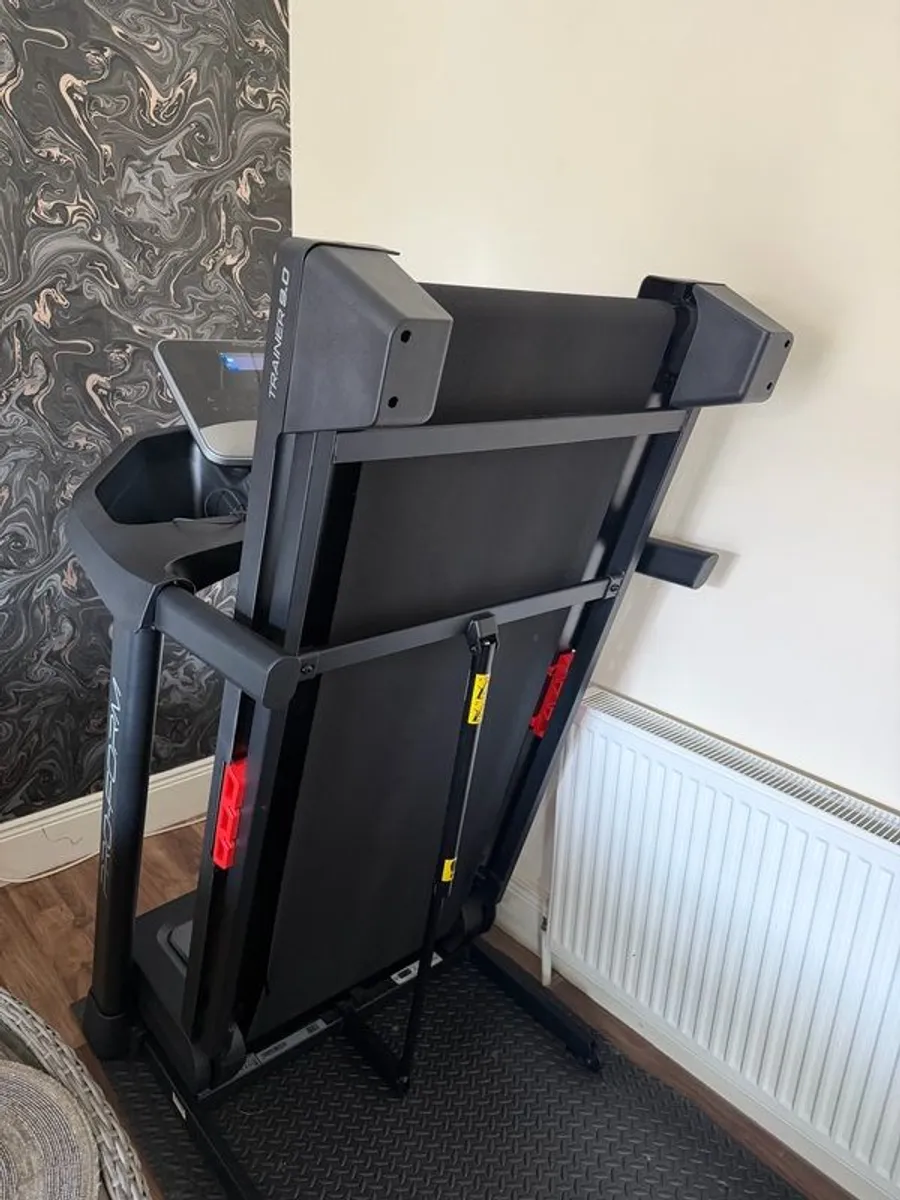 Proform Trainer 9.0 Treadmill - Image 2
