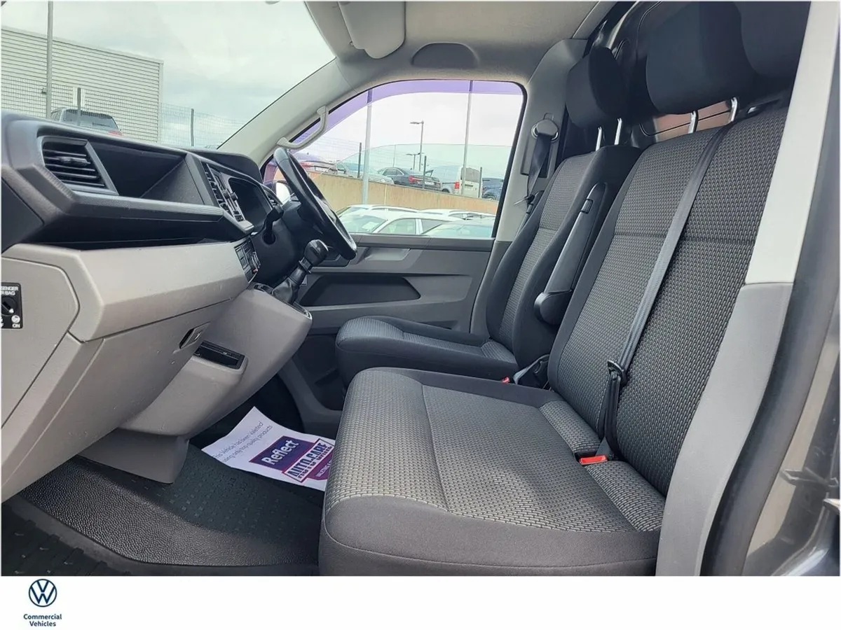 Volkswagen Transporter 30 PVS TL 2.0 TDI 150BHP 5D - Image 4