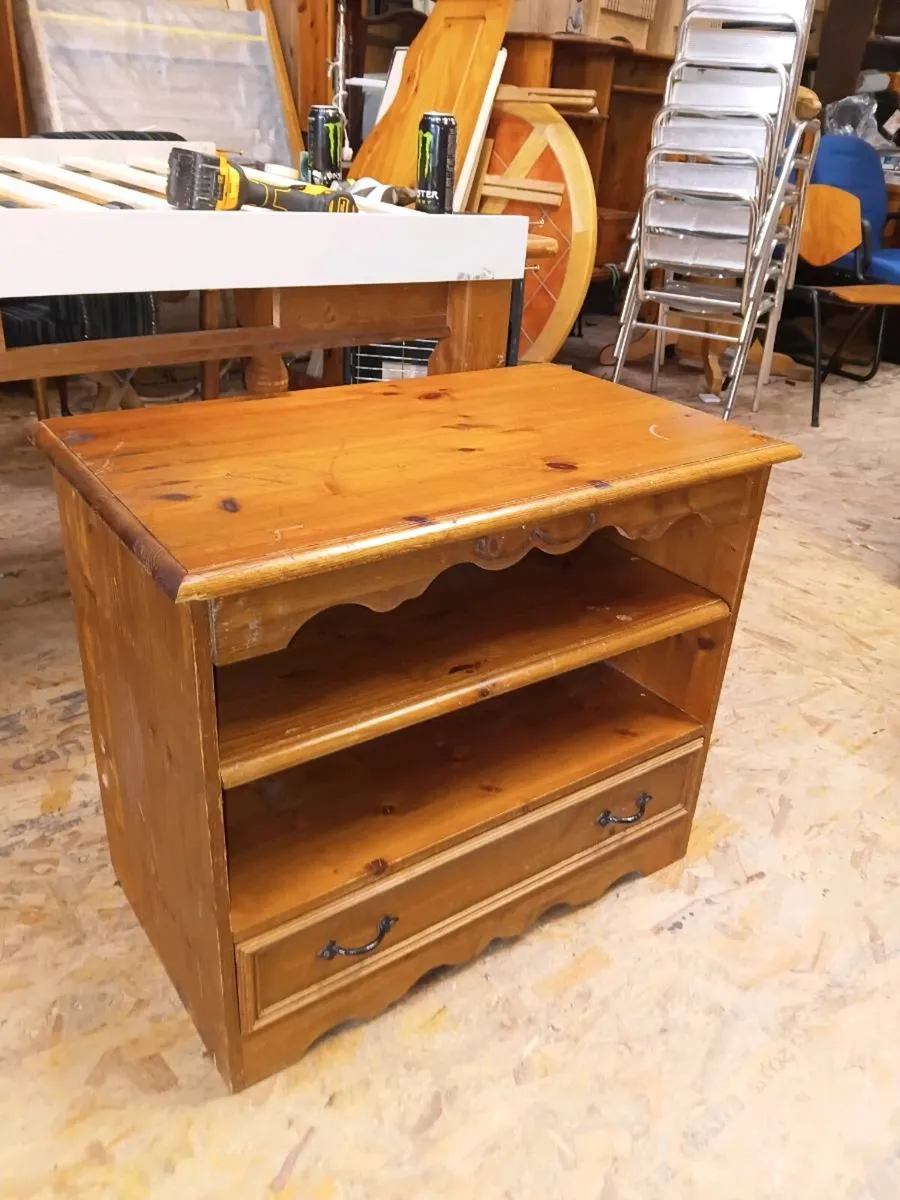 Soild pine TV unit - Image 1