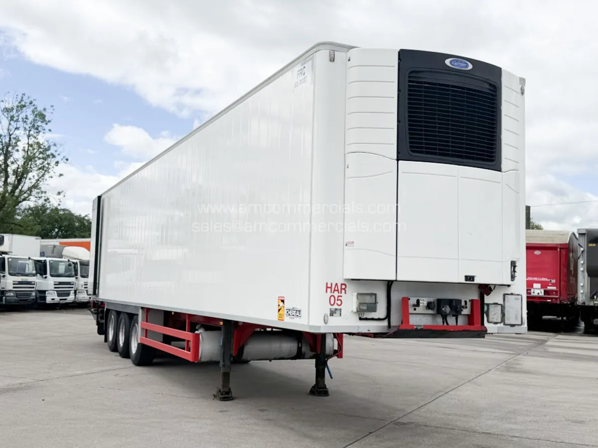 2014 CHEREAU Meat Rail Trailer - Image 1