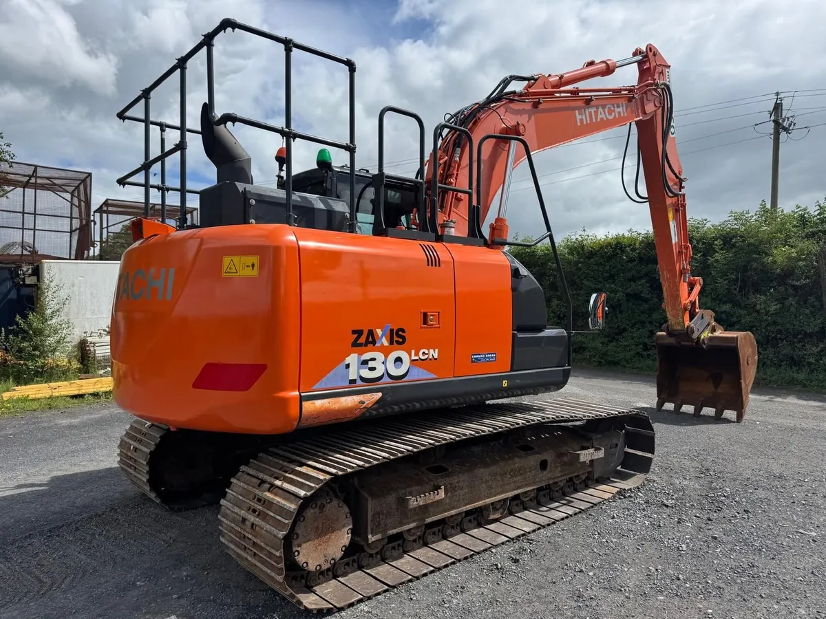 Hitachi ZX130LCN-6 Excavator - Image 3