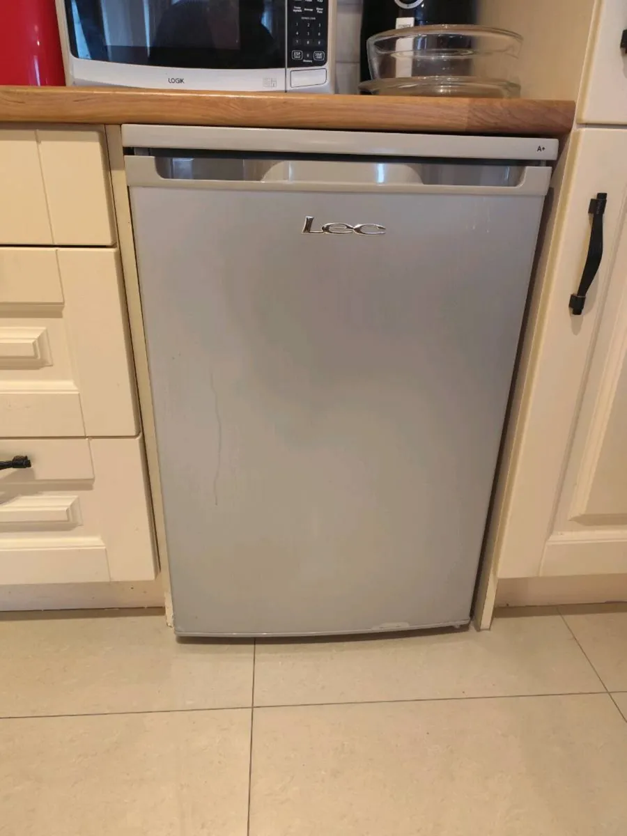 Fridge freezer - Image 1