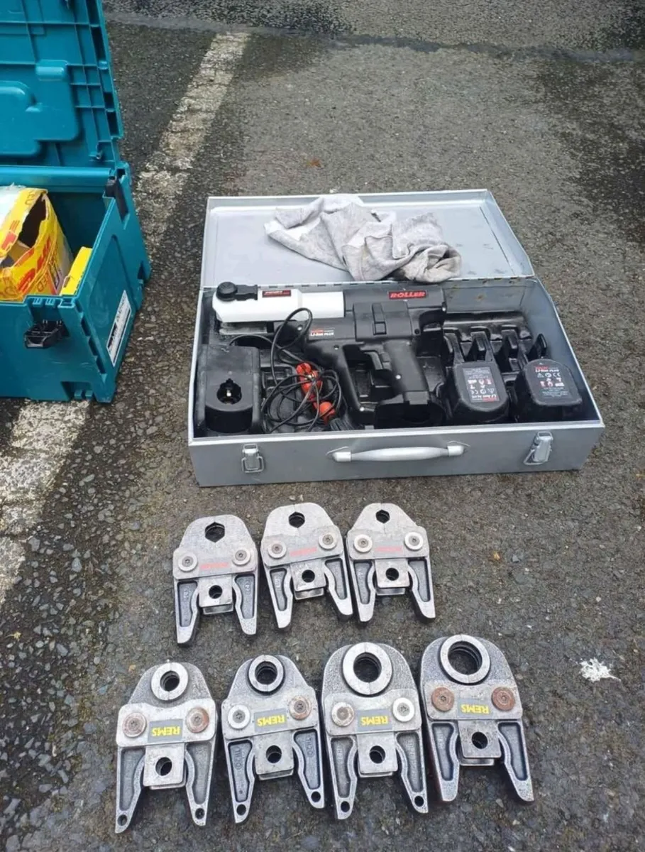 Pipe crimper - Image 1