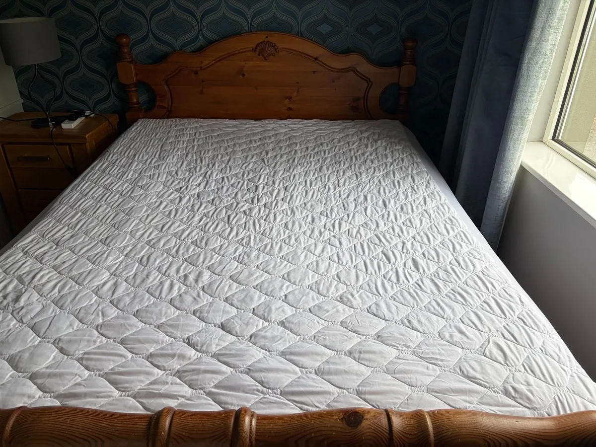 Pine Bed - Image 3