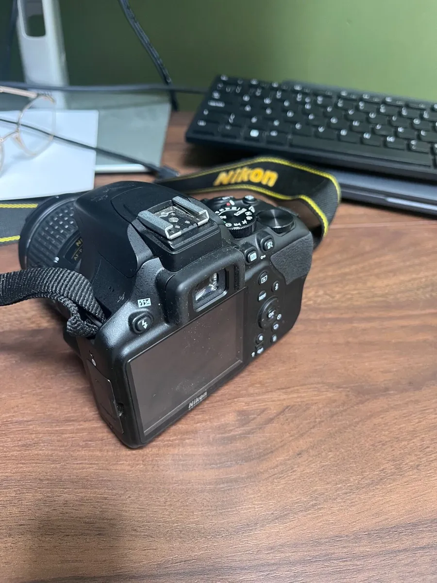 Nikon D3500 - Image 2