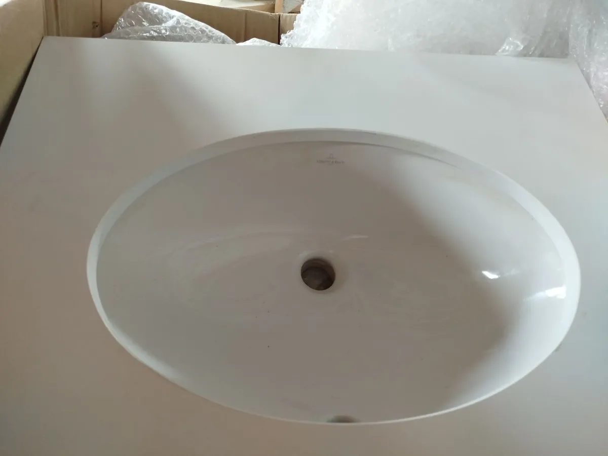 Brand New - Villeroy & Boch Washbasin & Quartz - Image 2