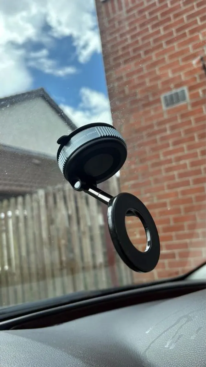phone holder - Image 1