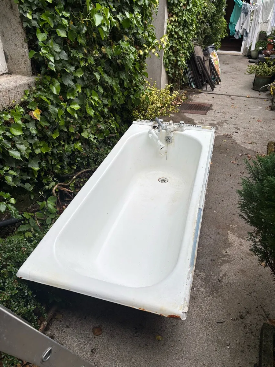 Cast Iron Bath with Taps – Good Condition - Image 3