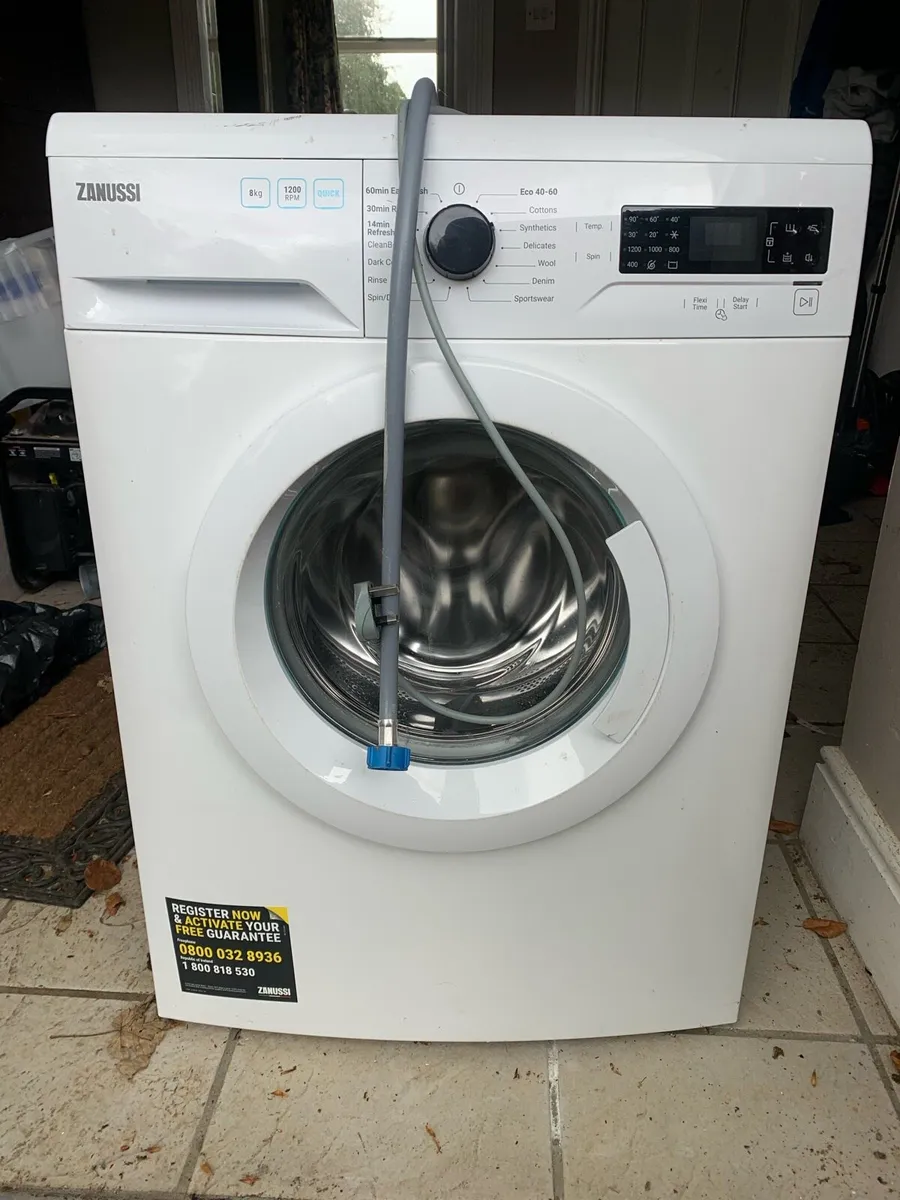 Washing machine - Image 1