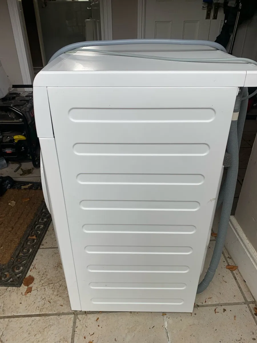Washing machine - Image 2