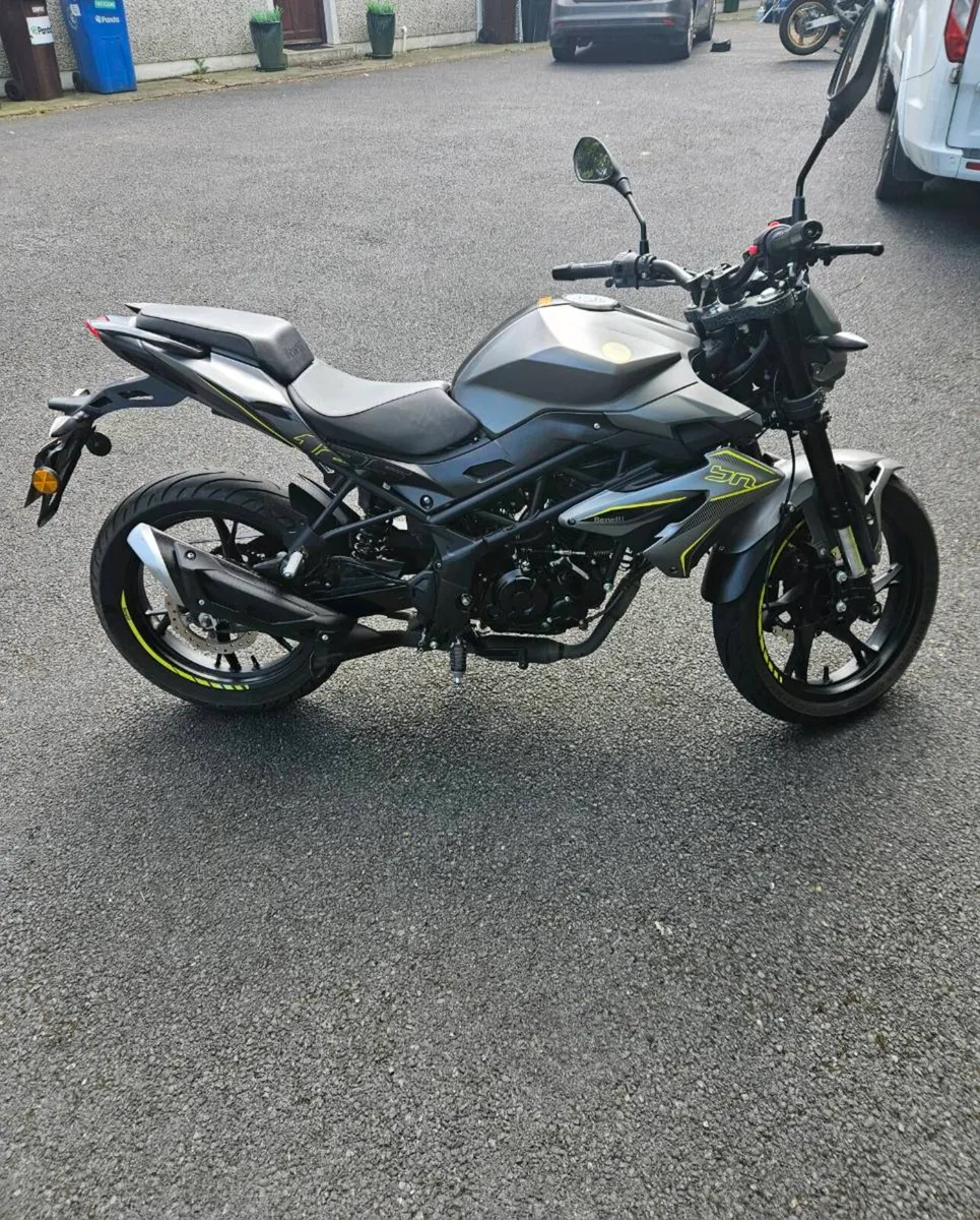 Benelli BN 125 - Image 3