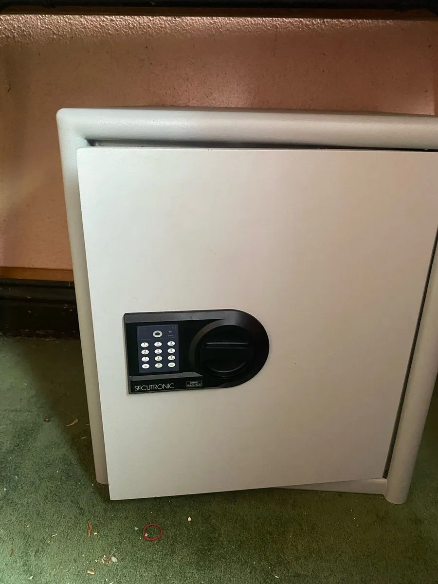 Safe box/cabinet - Image 2