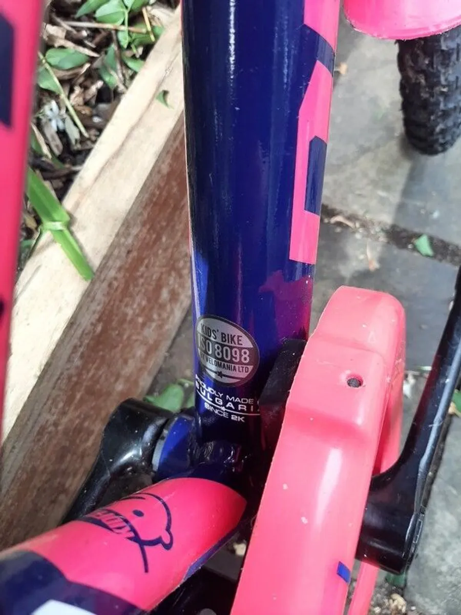 Kids bike - Image 2