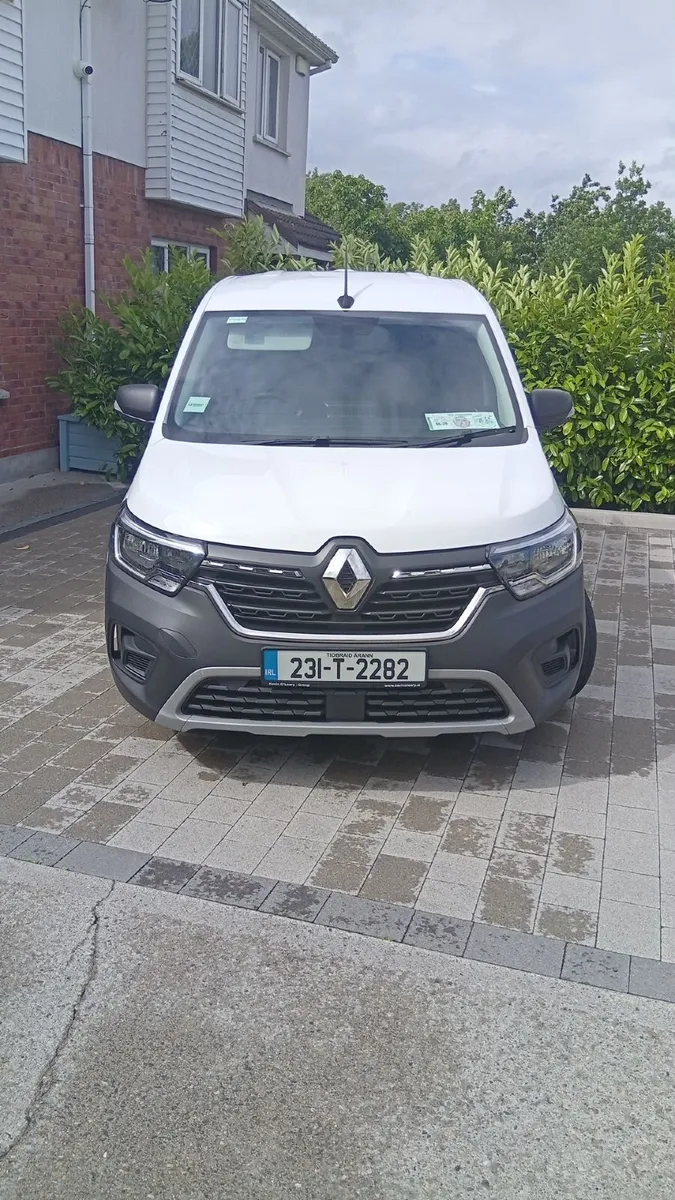 Renault Kangoo 2023 - Image 4