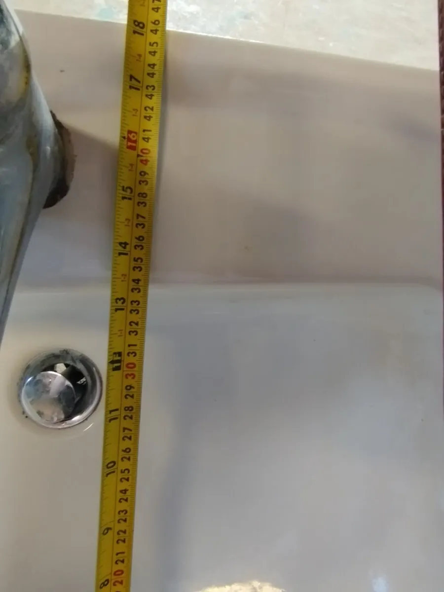 Washbasin, Pedestal and Mixer Tap - Image 4