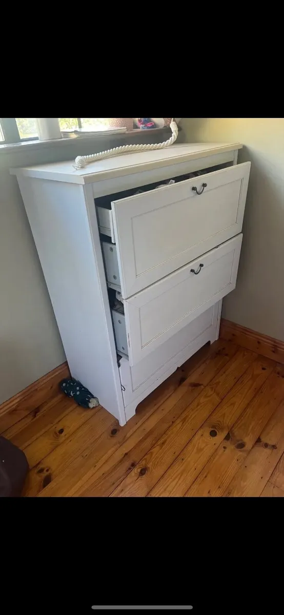 IKEA chest of drawers - Image 1