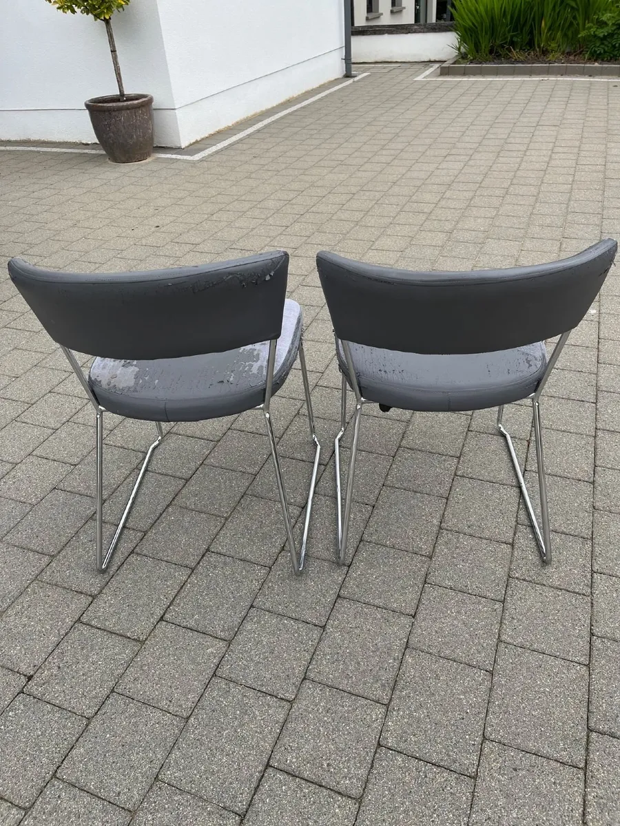Chairs - Steel - Image 4