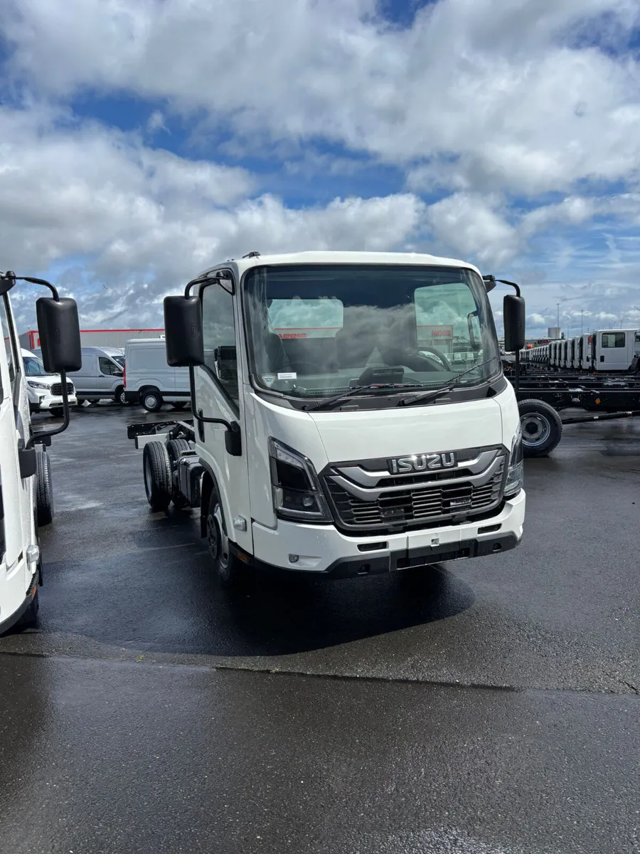 NEW MODEL ISUZU N-SERIES 3.5 TONNE CHASSIS CAB - Image 1