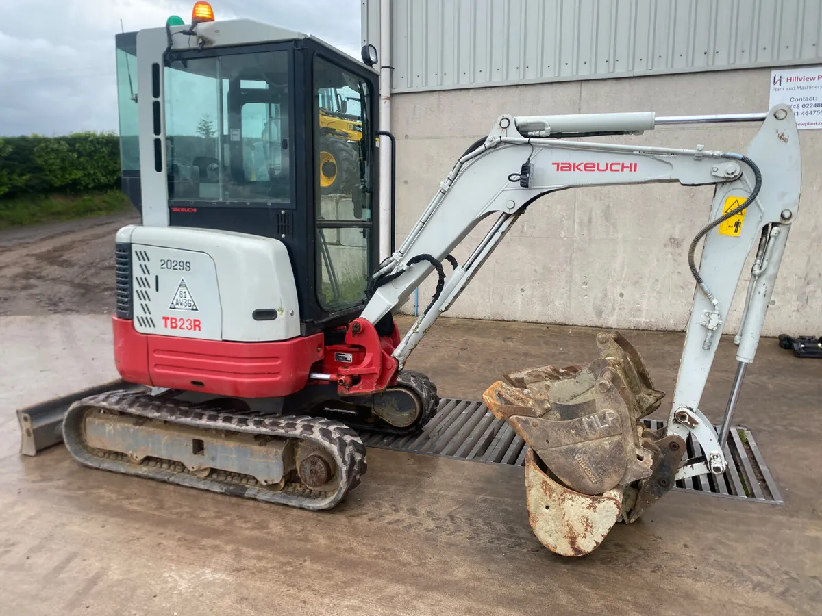 2020 TAKEUCHI TB23R - Image 2