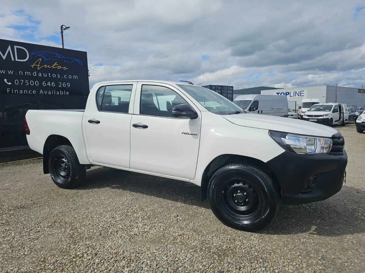 Toyota Hilux 2019 - Image 2