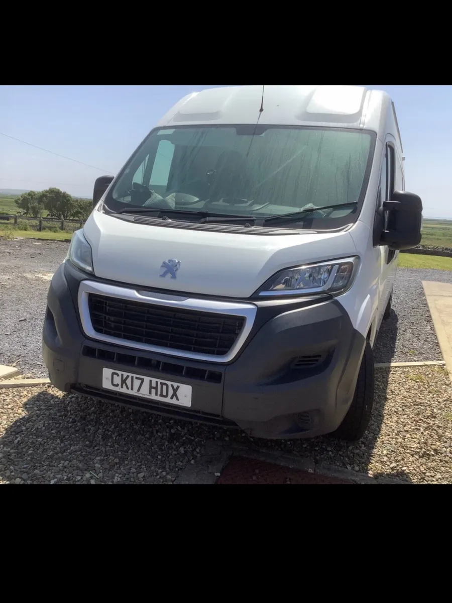 Professionally converted Peugeot Boxer low mileage - Image 3
