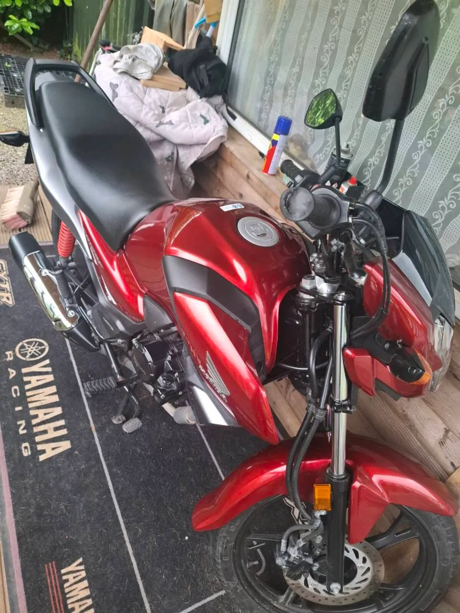 Motorcycle - Image 4