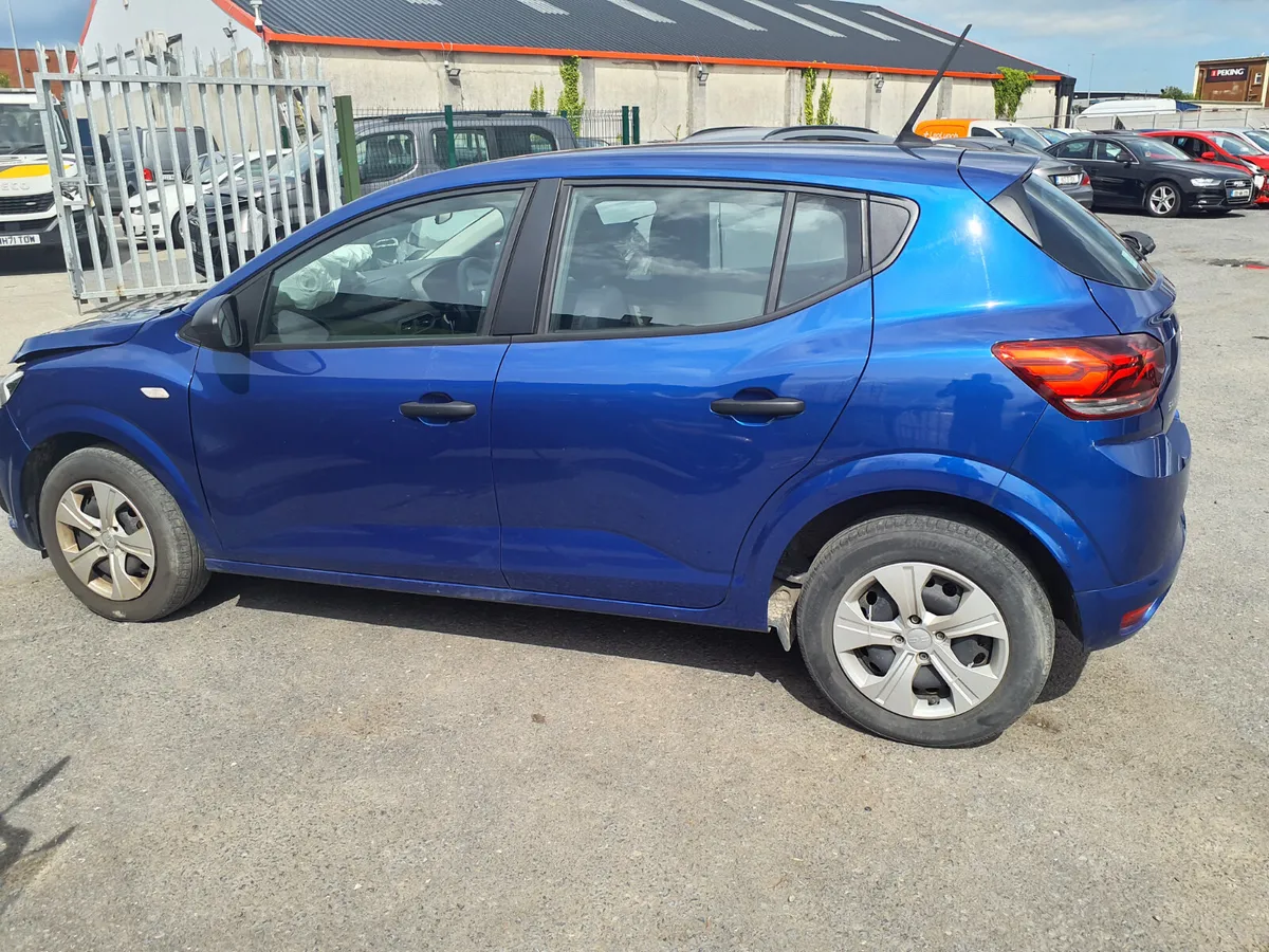Dacia Sandero 232 !!!!!! Runs and drives - Image 2